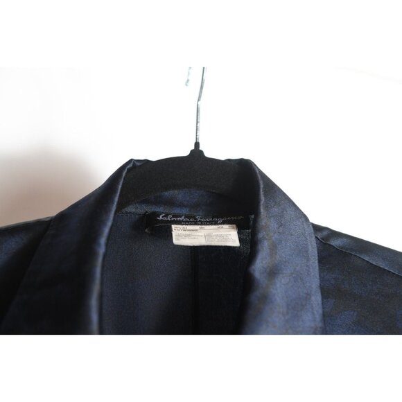 Carolina Herrera 100% Silk Elegant Navy Black Ruffle Blouse Size M- READ - Picture 2 of 11